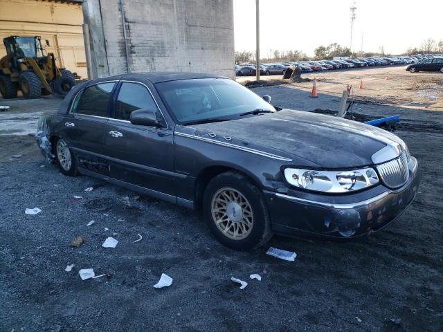 Photo 3 VIN: 1LNHM82W3XY626012 - LINCOLN TOWN CAR 