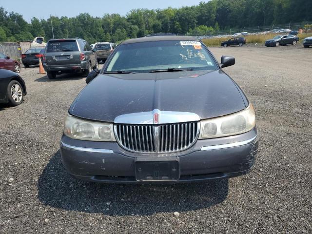 Photo 4 VIN: 1LNHM82W41Y608108 - LINCOLN TOWNCAR 