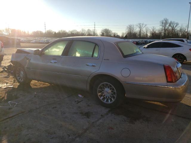 Photo 1 VIN: 1LNHM82W42Y610653 - LINCOLN TOWNCAR 