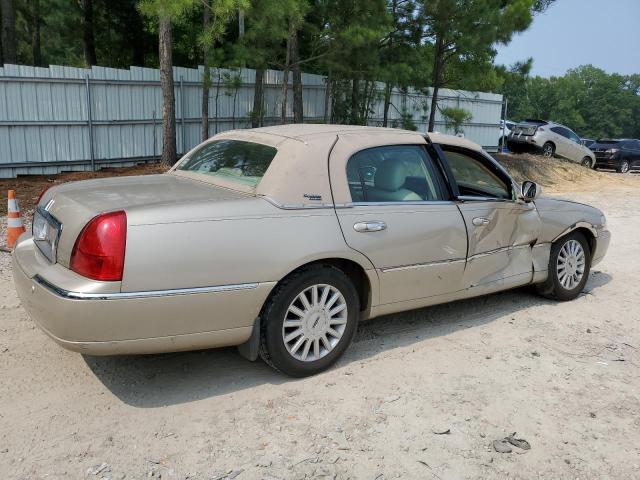 Photo 2 VIN: 1LNHM82W45Y658853 - LINCOLN TOWN CAR S 