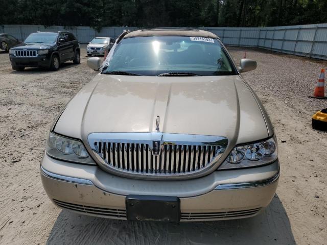 Photo 4 VIN: 1LNHM82W45Y658853 - LINCOLN TOWN CAR S 