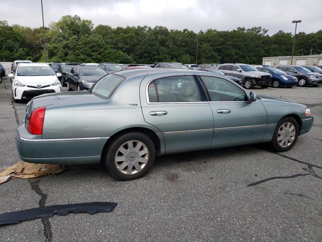 Photo 2 VIN: 1LNHM82W45Y670159 - LINCOLN TOWN CAR 