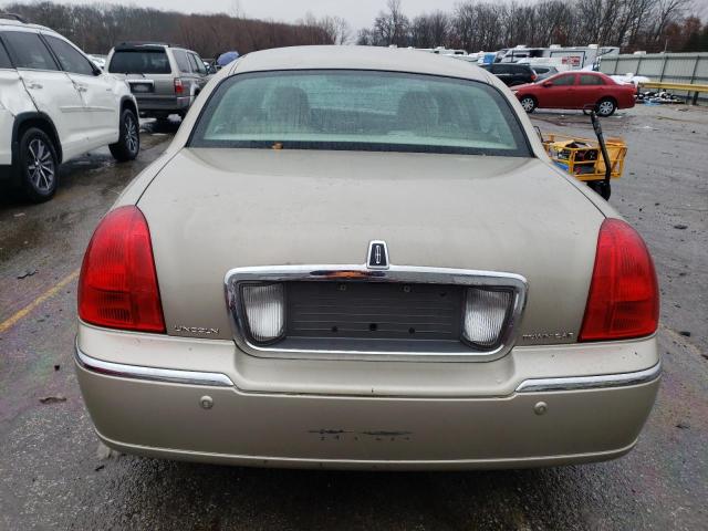 Photo 5 VIN: 1LNHM82W45Y670694 - LINCOLN TOWNCAR 