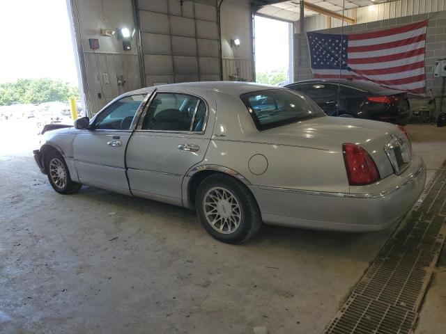 Photo 1 VIN: 1LNHM82W51Y662176 - LINCOLN TOWNCAR 