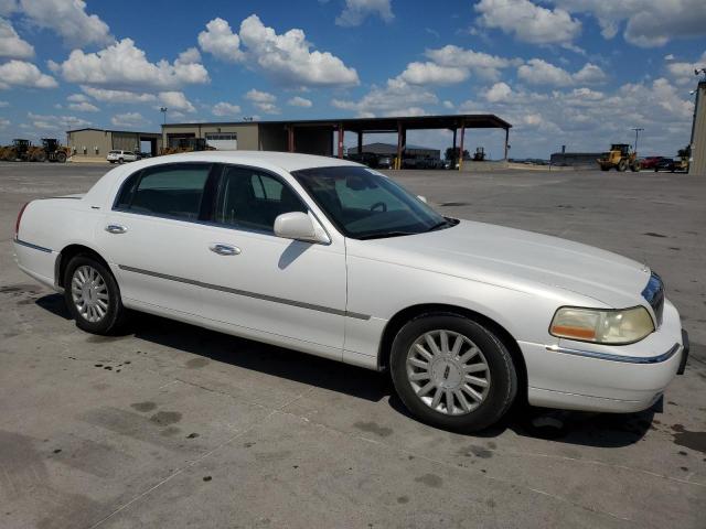 Photo 3 VIN: 1LNHM82W53Y615135 - LINCOLN TOWN CAR S 