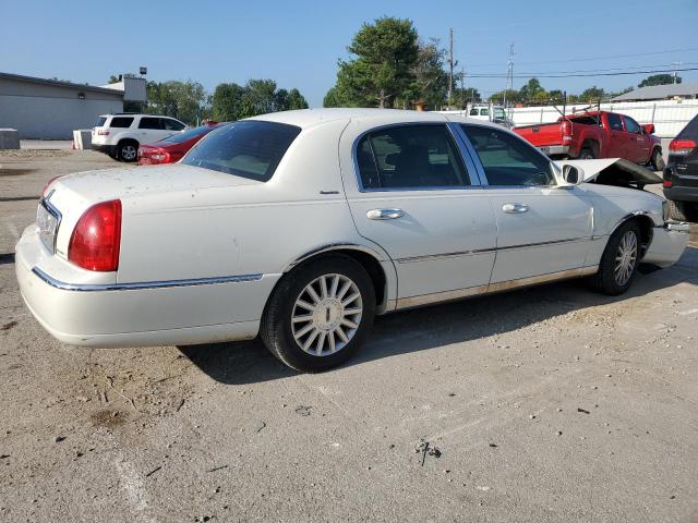 Photo 2 VIN: 1LNHM82W53Y694385 - LINCOLN TOWNCAR 