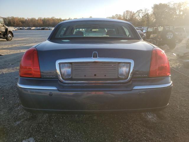 Photo 5 VIN: 1LNHM82W55Y636764 - LINCOLN TOWN CAR S 