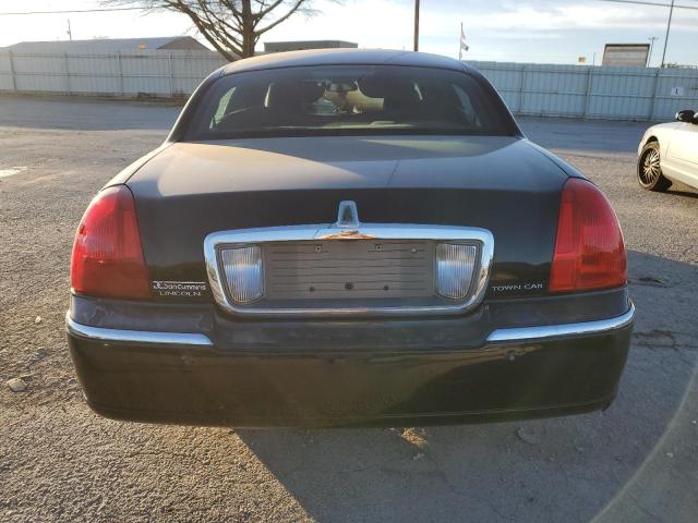 Photo 5 VIN: 1LNHM82W55Y658652 - LINCOLN TOWNCAR 