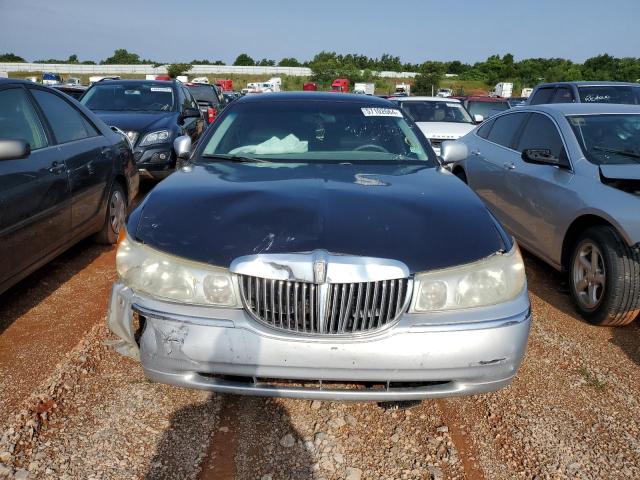 Photo 4 VIN: 1LNHM82W5YY836435 - LINCOLN TOWNCAR 