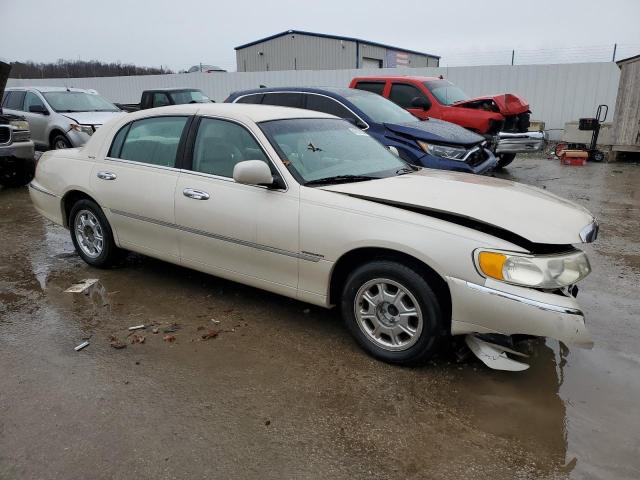 Photo 3 VIN: 1LNHM82W61Y694294 - LINCOLN TOWNCAR 