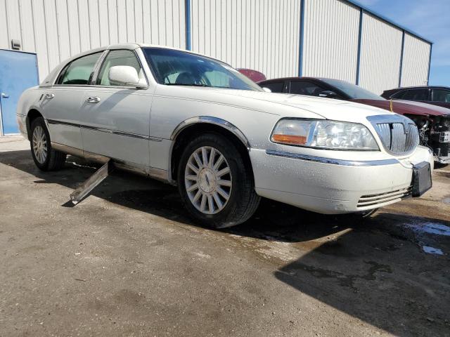 Photo 3 VIN: 1LNHM82W63Y694413 - LINCOLN TOWNCAR 