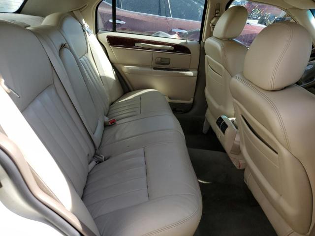 Photo 9 VIN: 1LNHM82W63Y694413 - LINCOLN TOWNCAR 