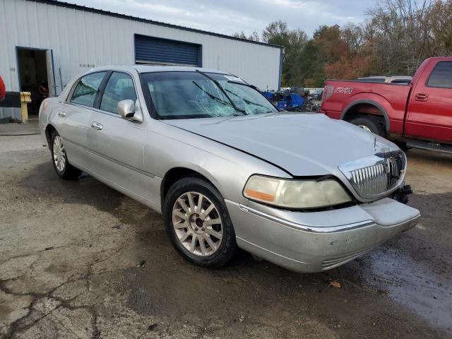 Photo 3 VIN: 1LNHM82W65Y621738 - LINCOLN TOWNCAR 