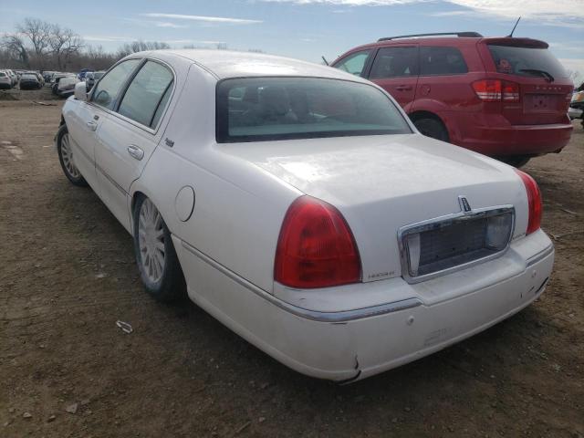 Photo 2 VIN: 1LNHM82W65Y663715 - LINCOLN TOWN CAR S 