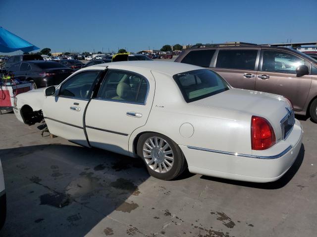 Photo 1 VIN: 1LNHM82W73Y673974 - LINCOLN TOWNCAR 