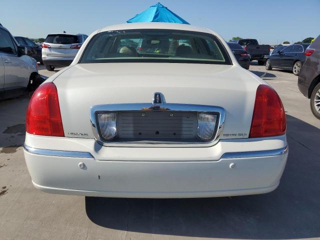 Photo 5 VIN: 1LNHM82W73Y673974 - LINCOLN TOWNCAR 