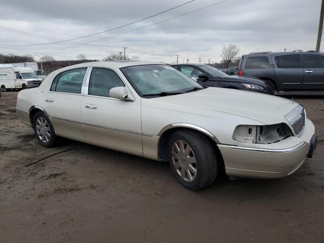 Photo 3 VIN: 1LNHM82W75Y620680 - LINCOLN TOWNCAR 