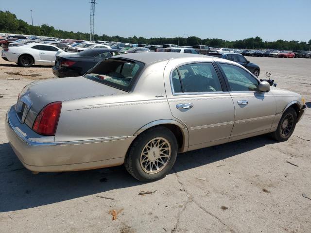 Photo 2 VIN: 1LNHM82W82Y668653 - LINCOLN TOWNCAR 