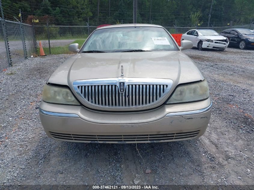 Photo 5 VIN: 1LNHM82W85Y635544 - LINCOLN TOWN CAR 