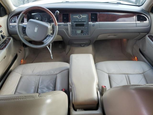 Photo 7 VIN: 1LNHM82W86Y620284 - LINCOLN TOWN CAR S 