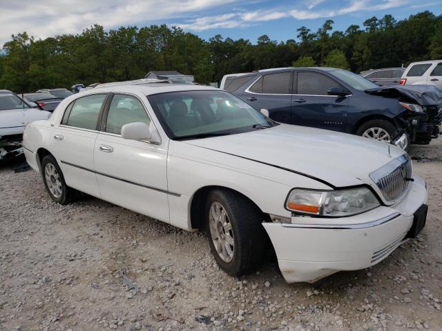 Photo 3 VIN: 1LNHM82W87Y626006 - LINCOLN TOWNCAR 