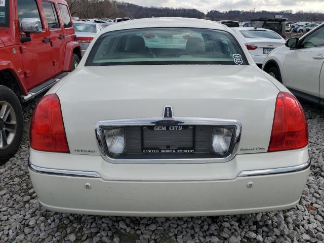 Photo 5 VIN: 1LNHM82W95Y611527 - LINCOLN TOWN CAR S 