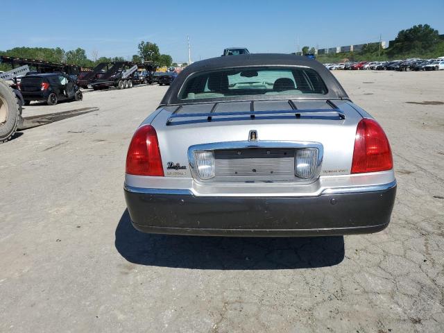 Photo 5 VIN: 1LNHM82W95Y620664 - LINCOLN TOWNCAR 