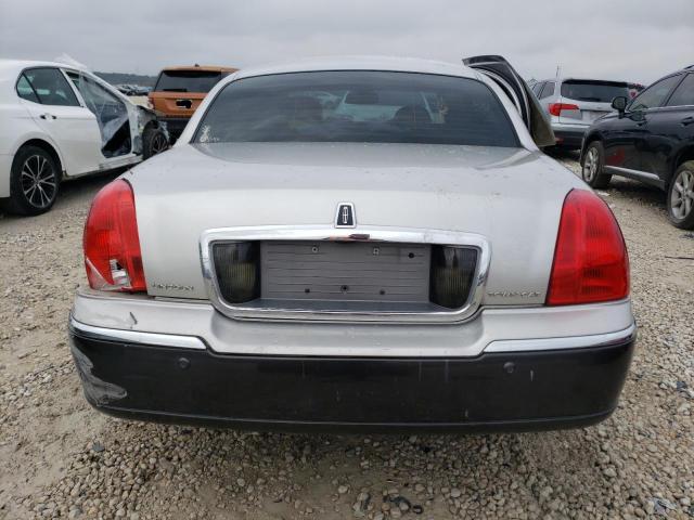 Photo 5 VIN: 1LNHM82W95Y629137 - LINCOLN TOWNCAR 