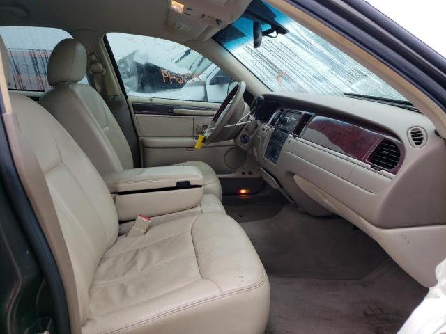 Photo 4 VIN: 1LNHM82W95Y664602 - LINCOLN TOWN CAR S 