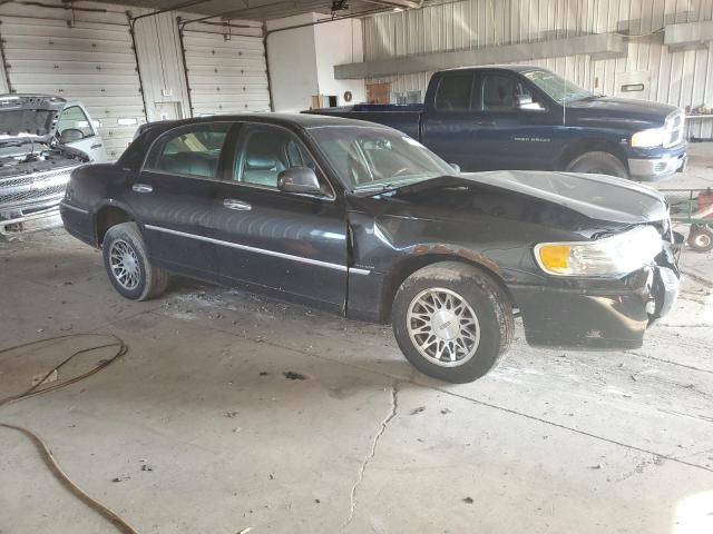 Photo 3 VIN: 1LNHM82WX2Y603884 - LINCOLN TOWNCAR 