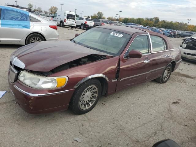 Photo 0 VIN: 1LNHM82WX2Y653930 - LINCOLN TOWNCAR 