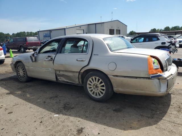 Photo 1 VIN: 1LNHM82WX3Y611887 - LINCOLN TOWN CAR S 