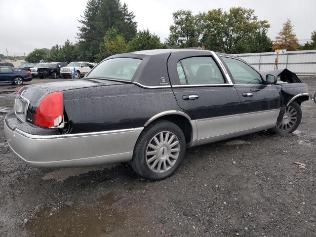 Photo 2 VIN: 1LNHM82WX3Y622114 - LINCOLN TOWN CAR S 