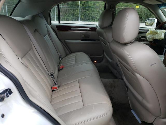 Photo 9 VIN: 1LNHM82WX3Y644078 - LINCOLN TOWN CAR S 