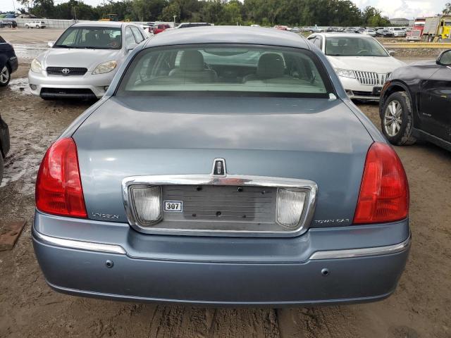 Photo 5 VIN: 1LNHM82WX3Y695550 - LINCOLN TOWN CAR S 