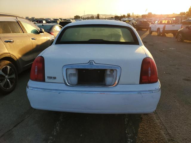 Photo 5 VIN: 1LNHM82WXXY683307 - LINCOLN TOWNCAR 