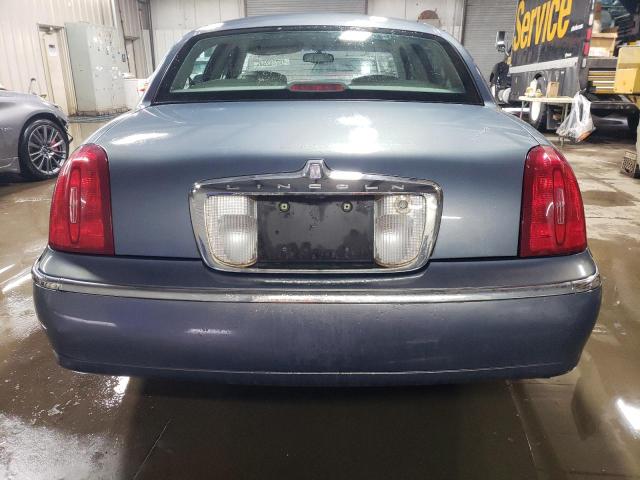 Photo 5 VIN: 1LNHM82WXYY844739 - LINCOLN TOWNCAR 