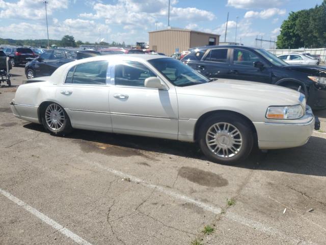 Photo 3 VIN: 1LNHM83V06Y632869 - LINCOLN TOWN CAR D 