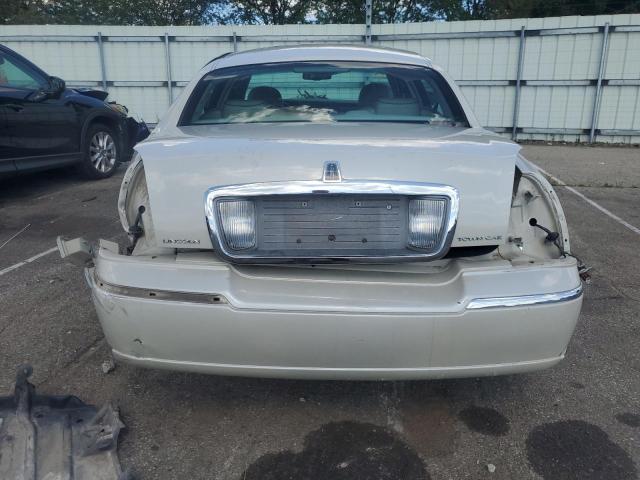 Photo 5 VIN: 1LNHM83V06Y632869 - LINCOLN TOWN CAR D 