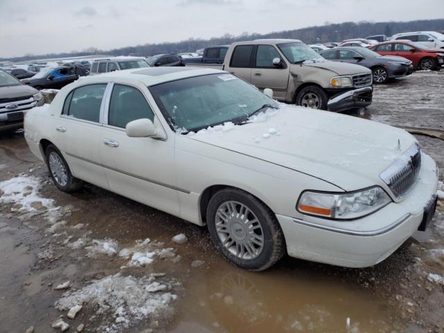 Photo 3 VIN: 1LNHM83V06Y641409 - LINCOLN TOWNCAR 