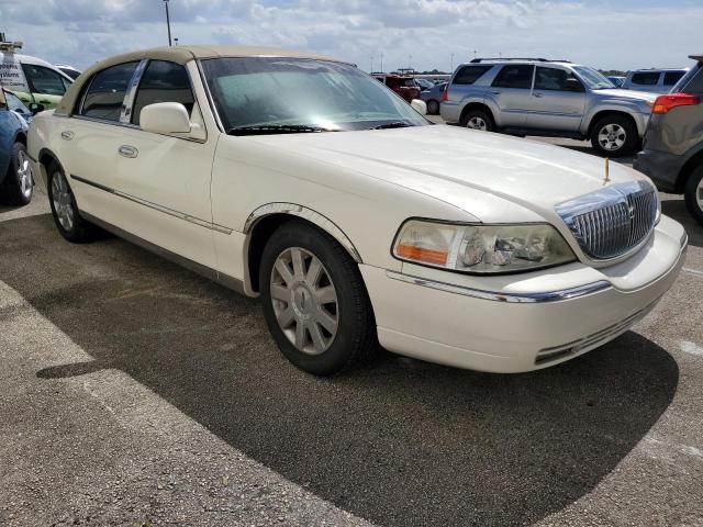 Photo 3 VIN: 1LNHM83V07Y603664 - LINCOLN TOWN CAR D 