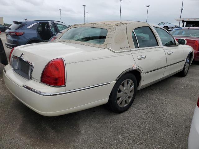 Photo 2 VIN: 1LNHM83V07Y608959 - LINCOLN TOWN CAR D 