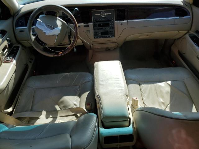 Photo 7 VIN: 1LNHM83V36Y633000 - LINCOLN TOWN CAR D 