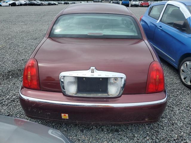 Photo 5 VIN: 1LNHM83W01Y633117 - LINCOLN TOWN CAR C 