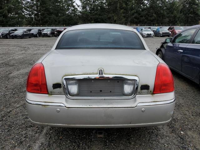 Photo 5 VIN: 1LNHM83W04Y676554 - LINCOLN TOWNCAR 