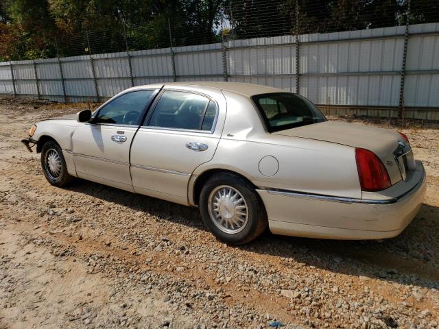 Photo 1 VIN: 1LNHM83W11Y710190 - LINCOLN TOWN CAR C 