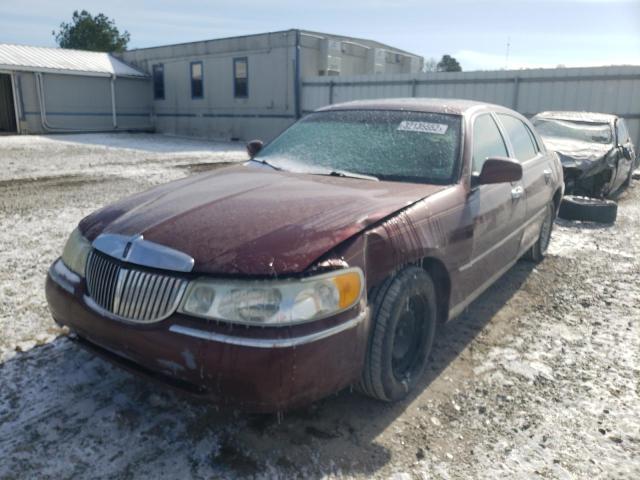 Photo 1 VIN: 1LNHM83W12Y641759 - LINCOLN TOWN CAR C 