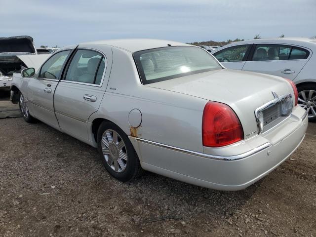 Photo 1 VIN: 1LNHM83W24Y629932 - LINCOLN TOWN CAR U 