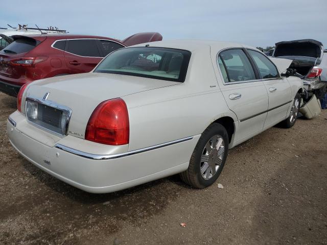 Photo 2 VIN: 1LNHM83W24Y629932 - LINCOLN TOWN CAR U 