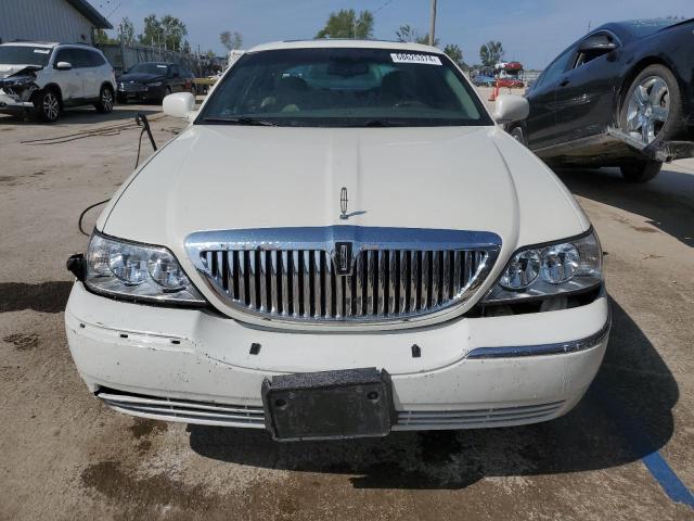 Photo 4 VIN: 1LNHM83W24Y670755 - LINCOLN TOWN CAR U 